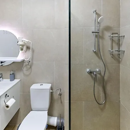 Spa&pool In Infinity - Parking Mamaia