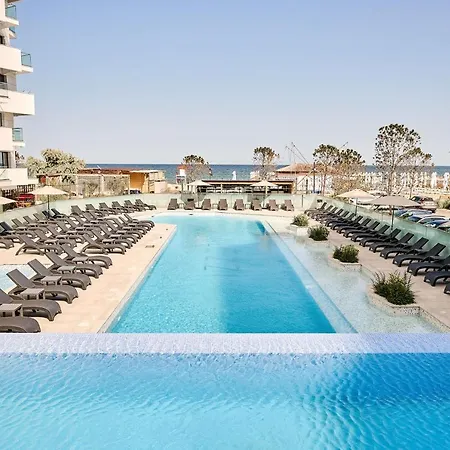 Διαμέρισμα Spa&pool In Infinity - Parking *